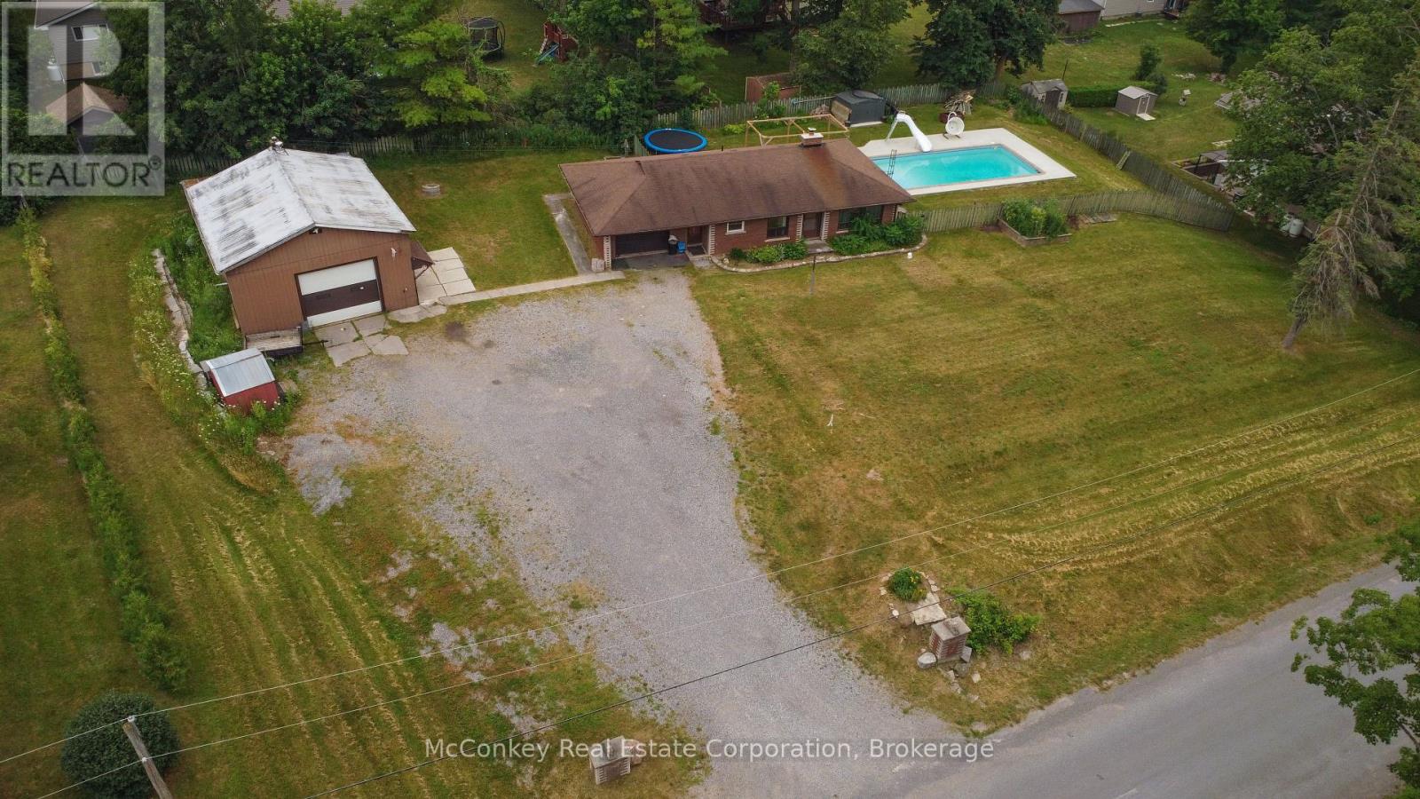 129 CLIFFORD ROAD - 1
