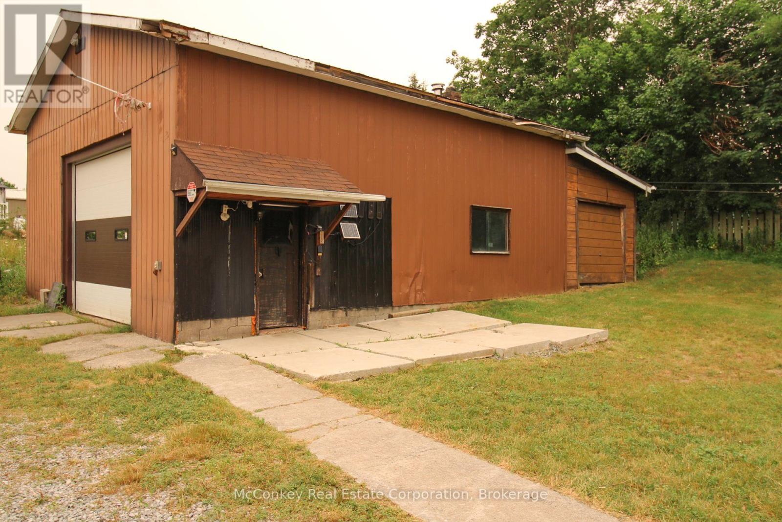 129 CLIFFORD ROAD - 13