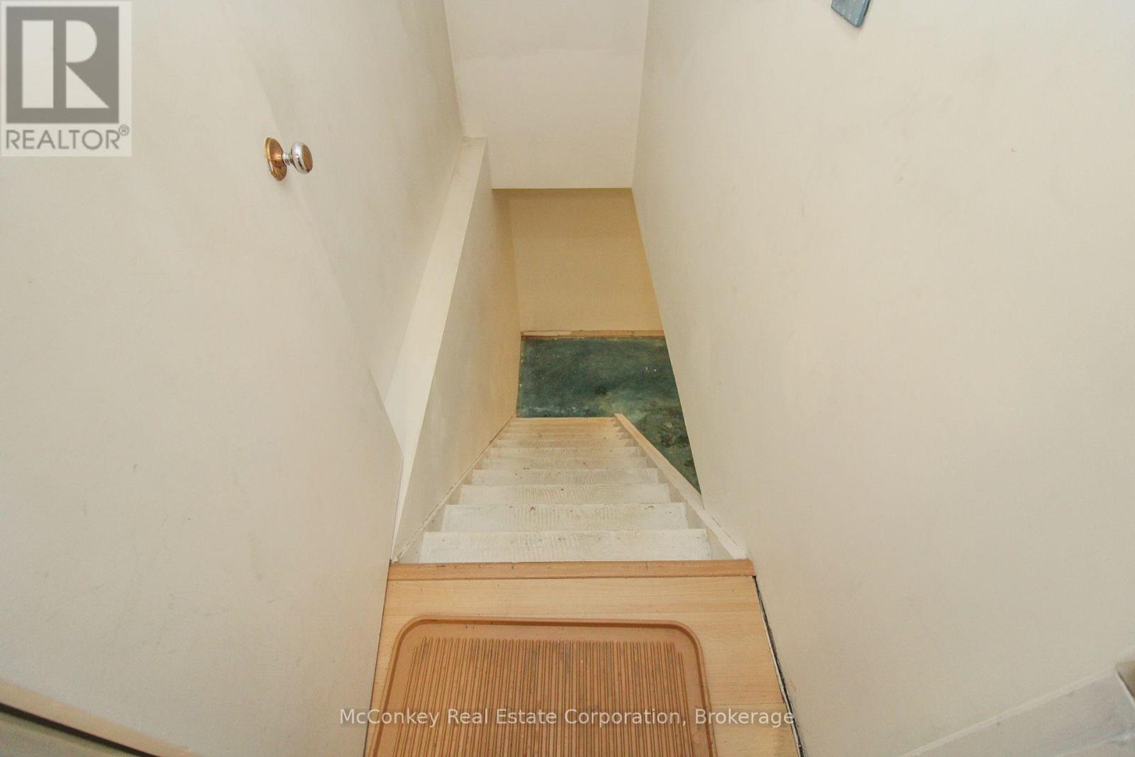 129 CLIFFORD ROAD - 28