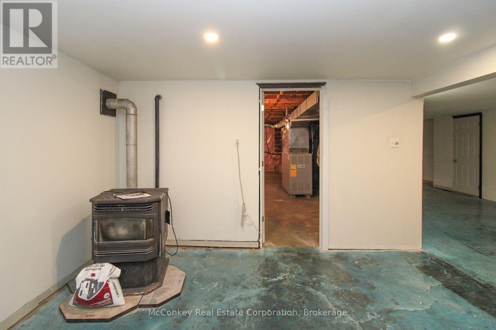 129 CLIFFORD ROAD - 29