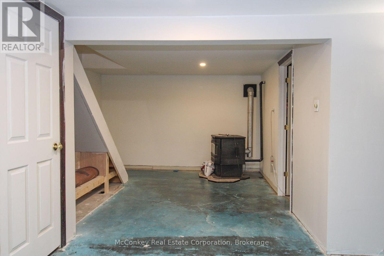 129 CLIFFORD ROAD - 31