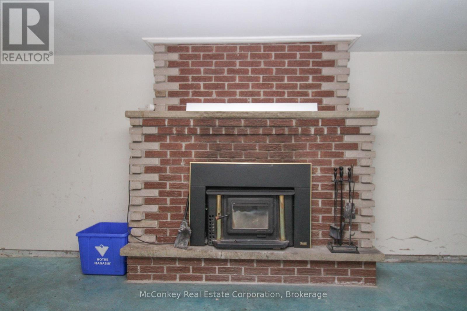 129 CLIFFORD ROAD - 33