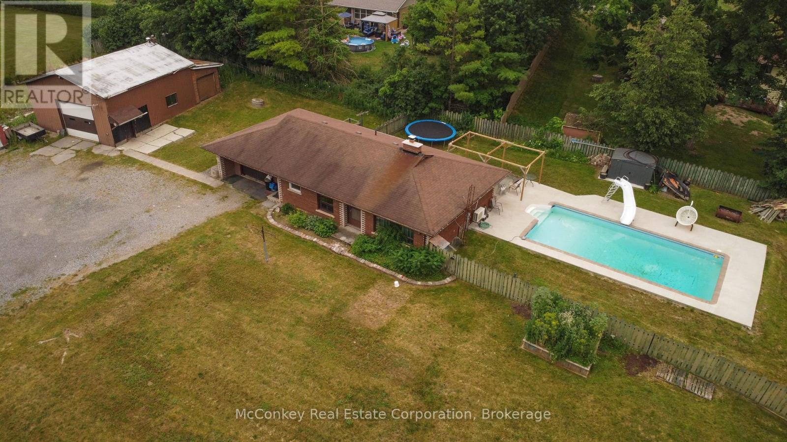 129 CLIFFORD ROAD - 4