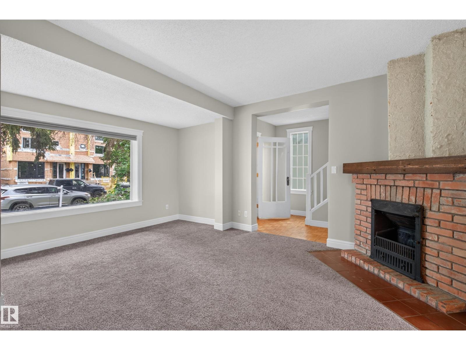 11212 75 AV NW - 28