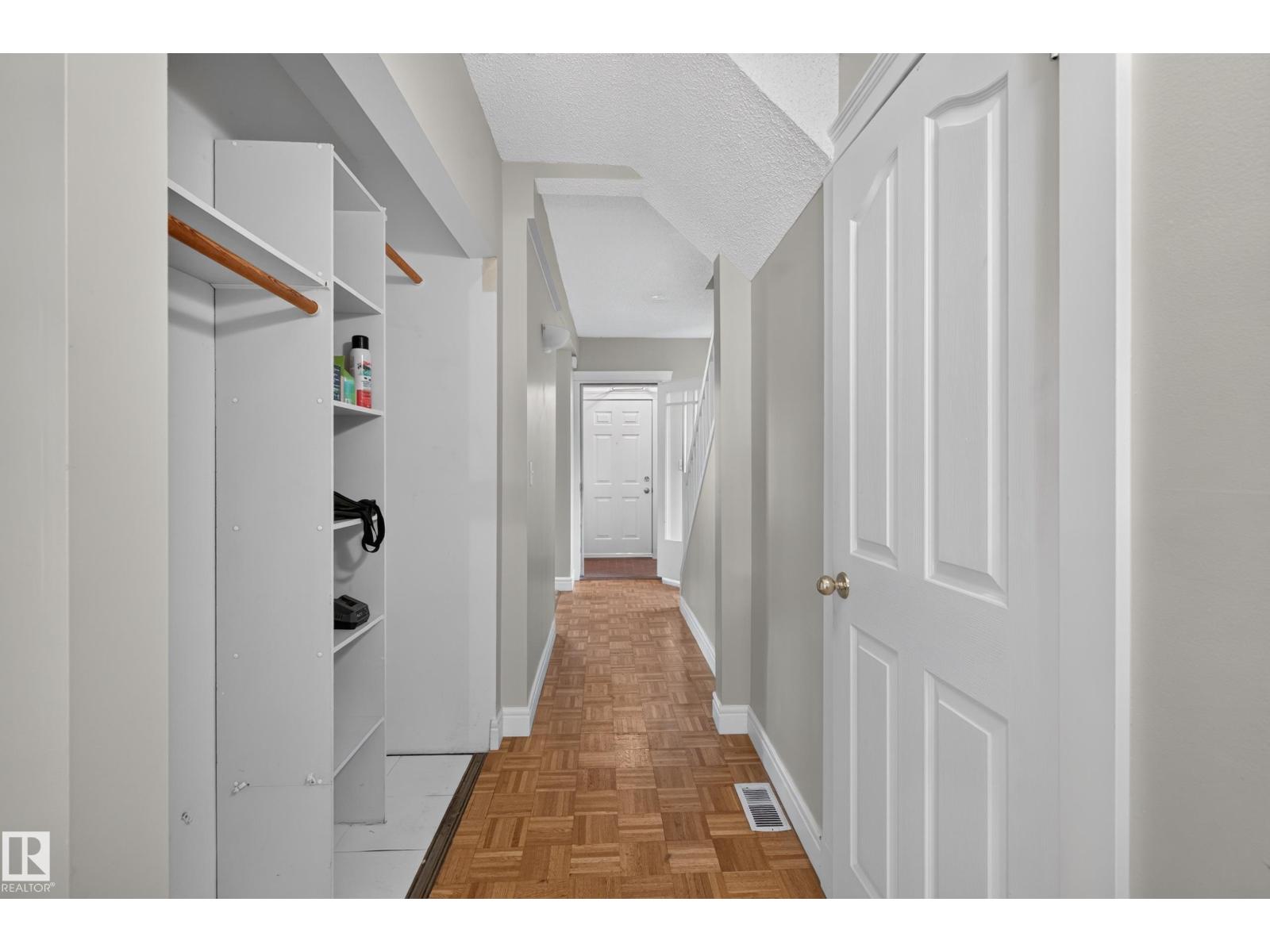 11212 75 AV NW - 34