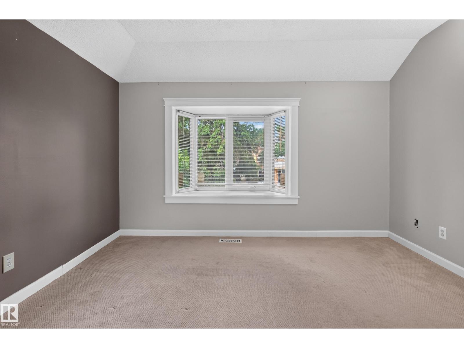 11212 75 AV NW - 41