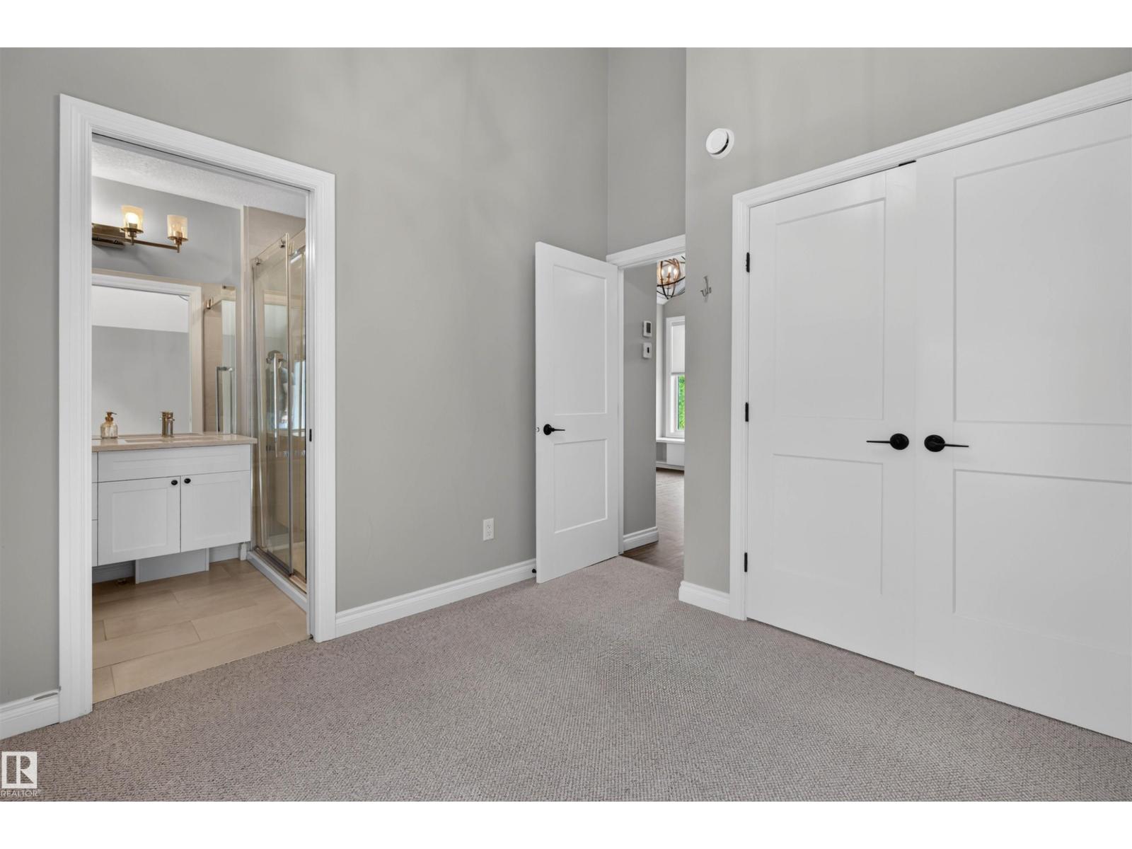 11212 75 AV NW - 13