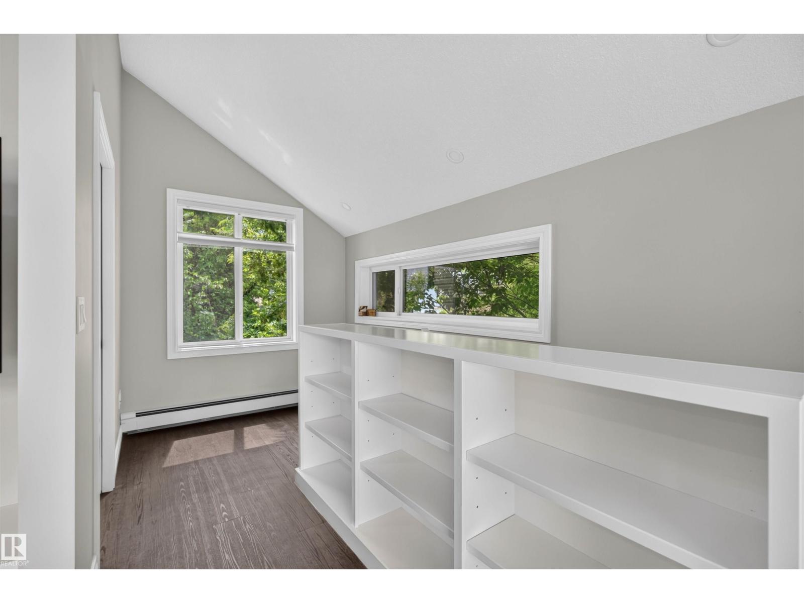 11212 75 AV NW - 16