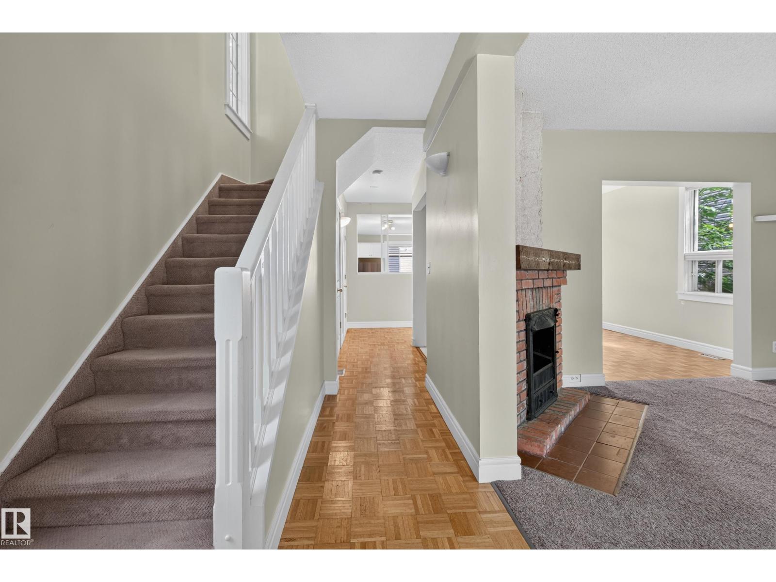11212 75 AV NW - 26