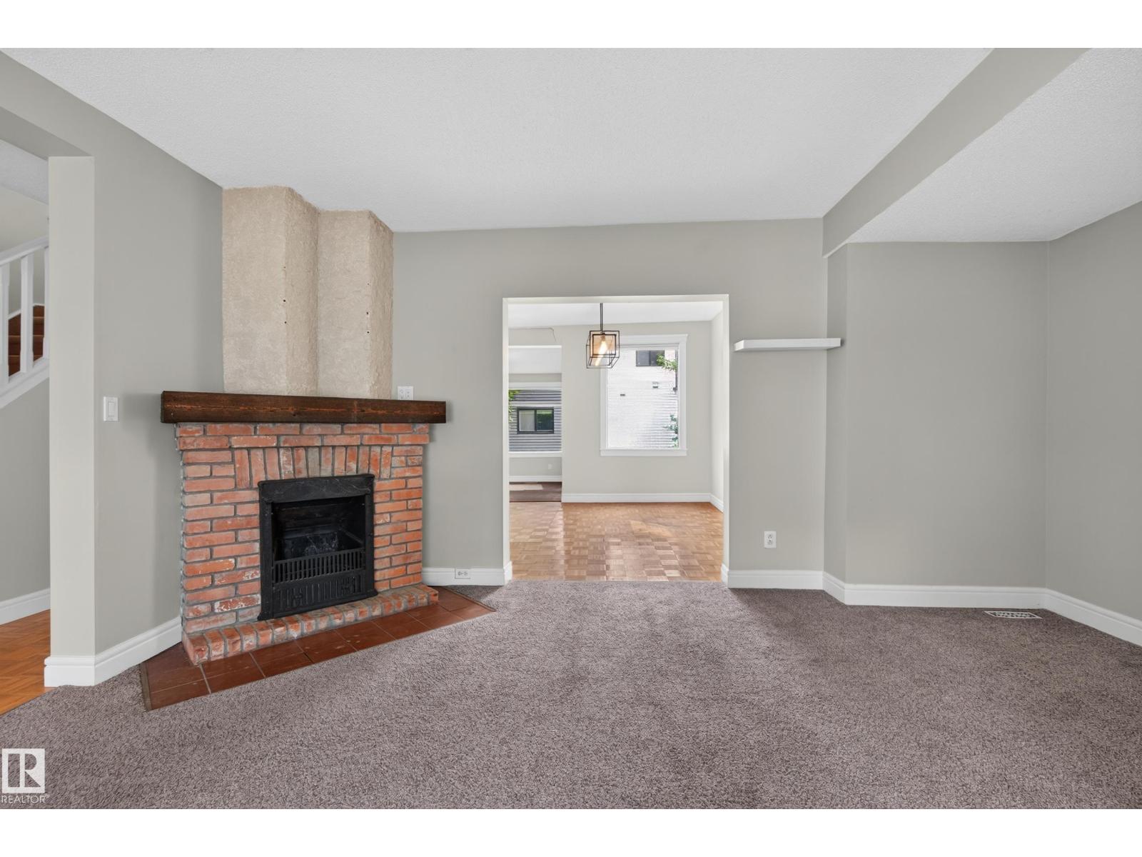 11212 75 AV NW - 29
