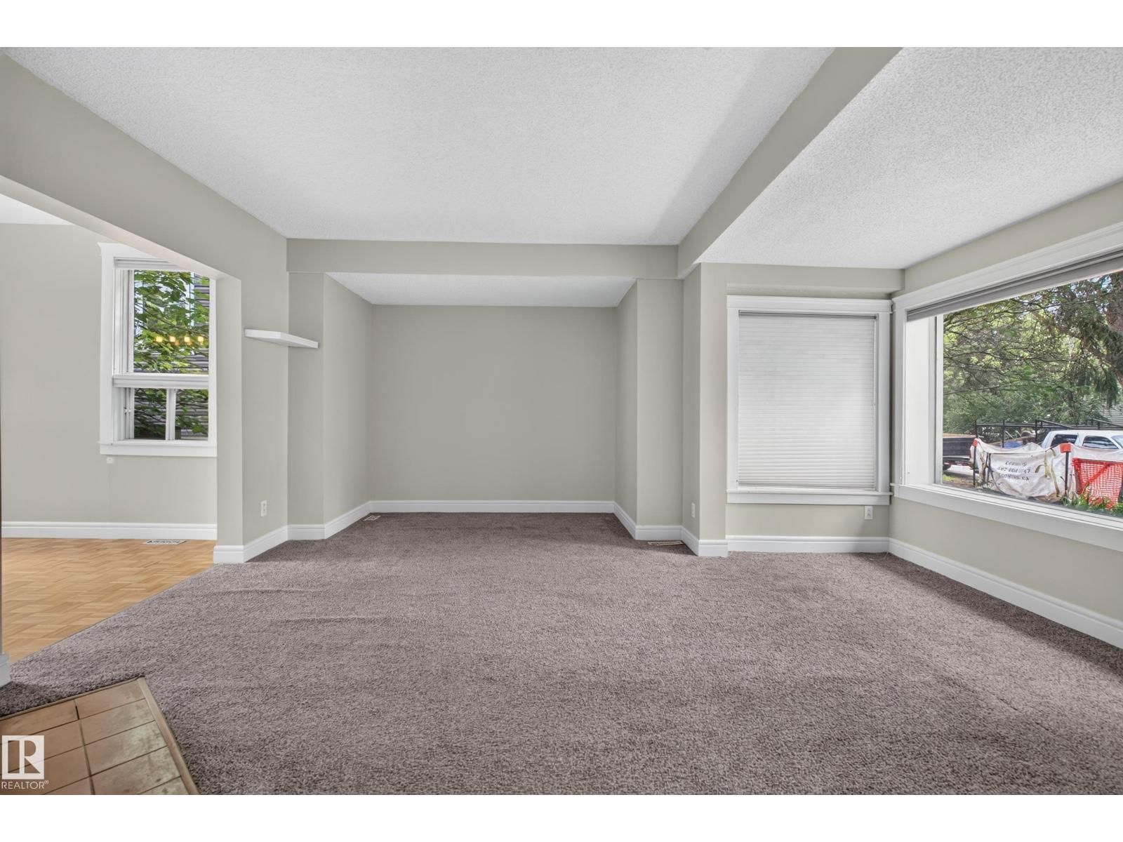 11212 75 AV NW - 27