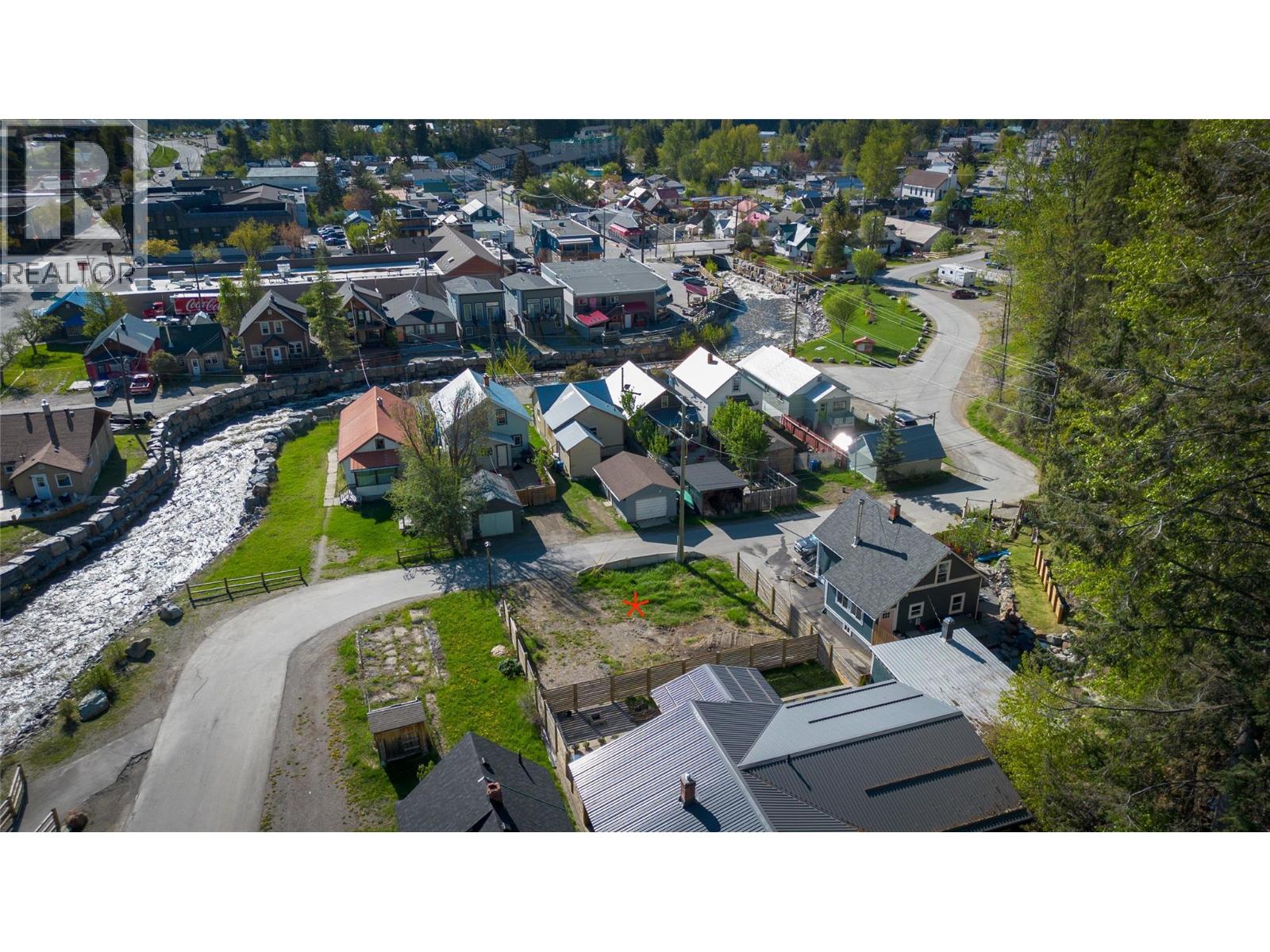 350B Kimberley Avenue, Kimberley — photo 2