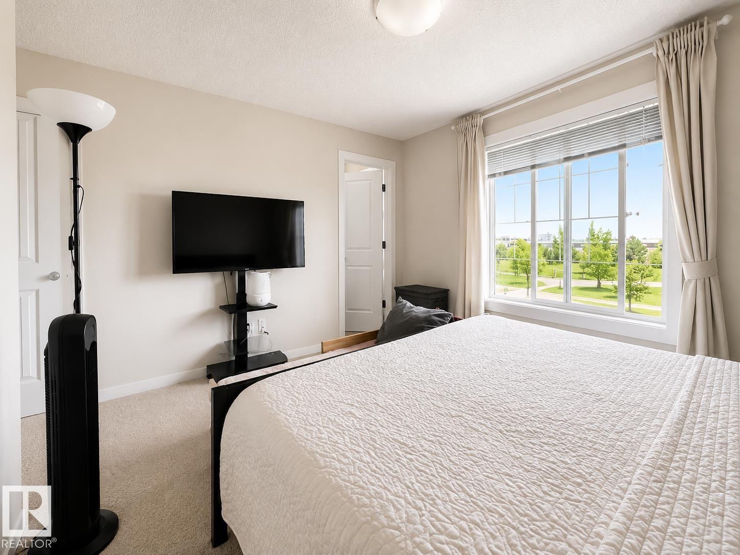 #106 8530 94 ST - 11