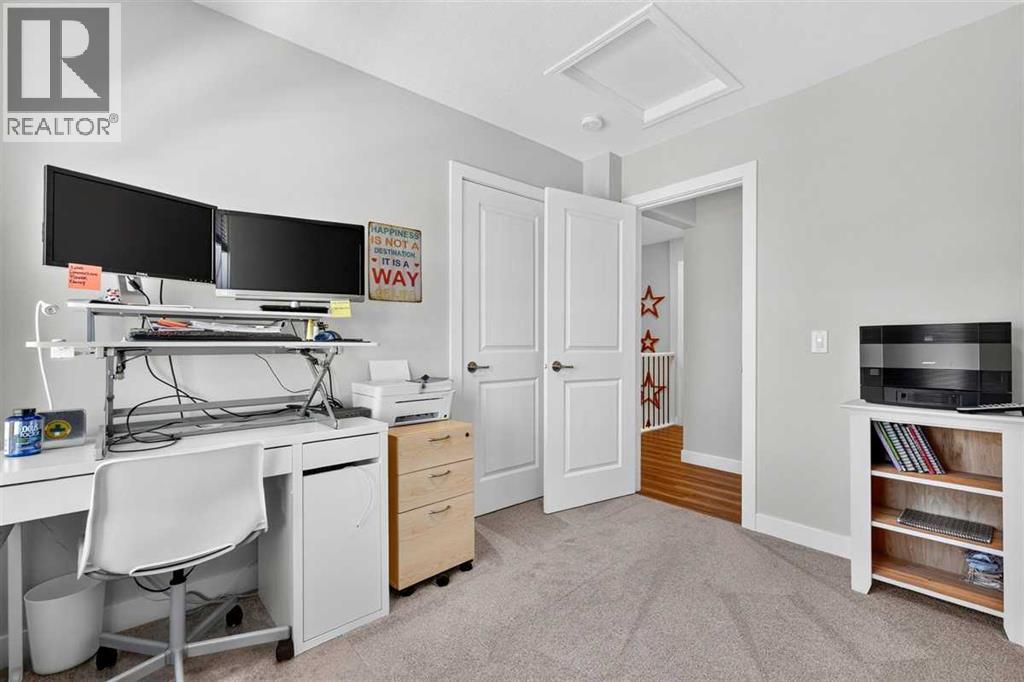 145 Waterford Boulevard - 36