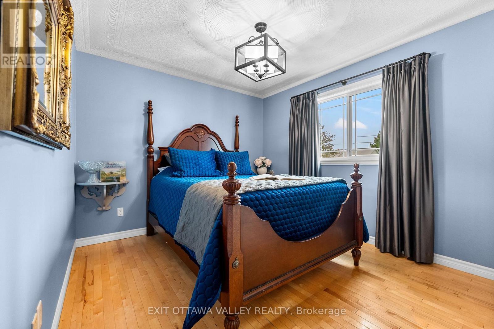 62 MEADOWVIEW DRIVE - 15