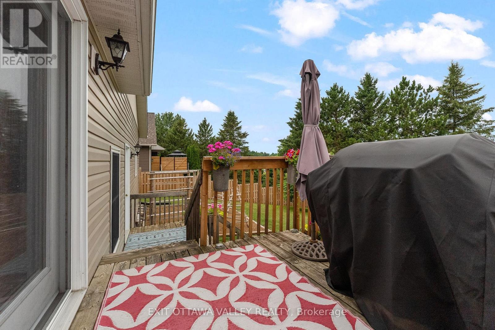 62 MEADOWVIEW DRIVE - 36