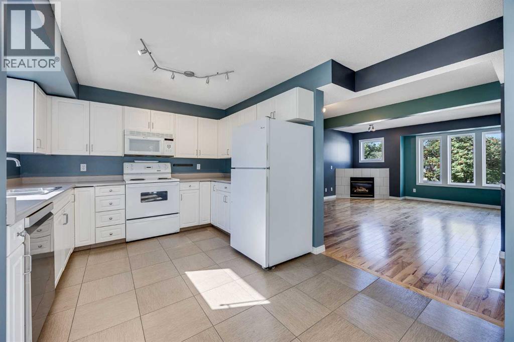 225 Killarney Glen Court SW - 9
