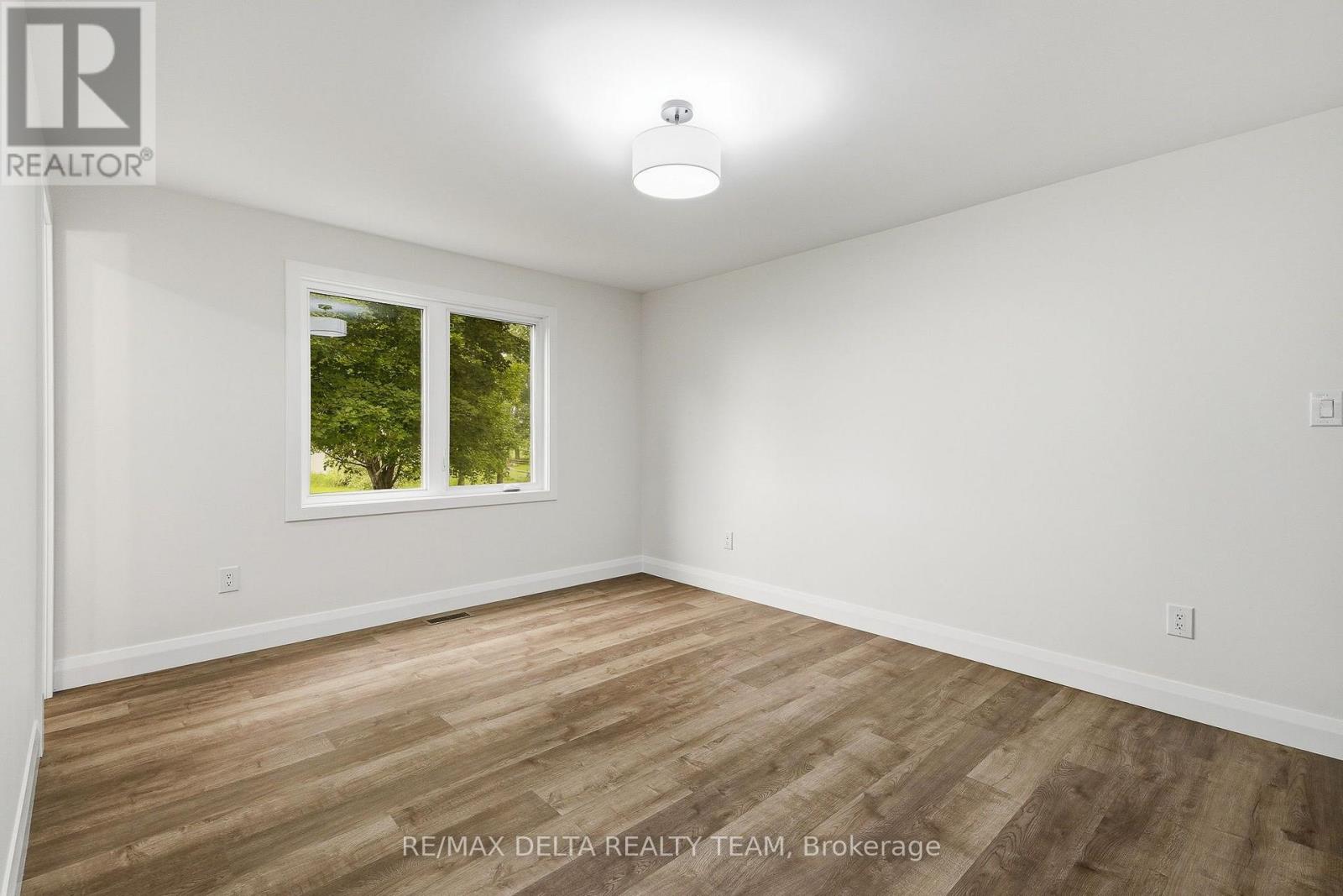 1568 PILON ROAD - 23