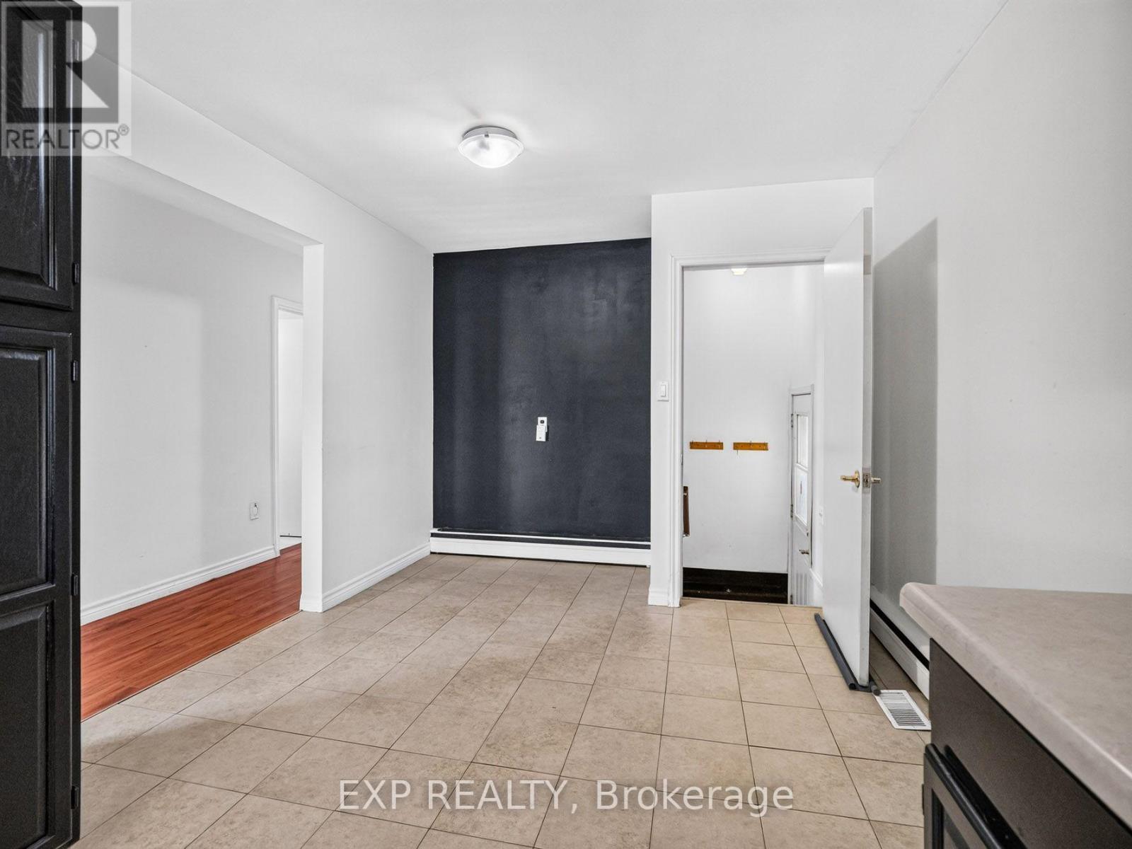 151 WELLINGTON STREET - 10