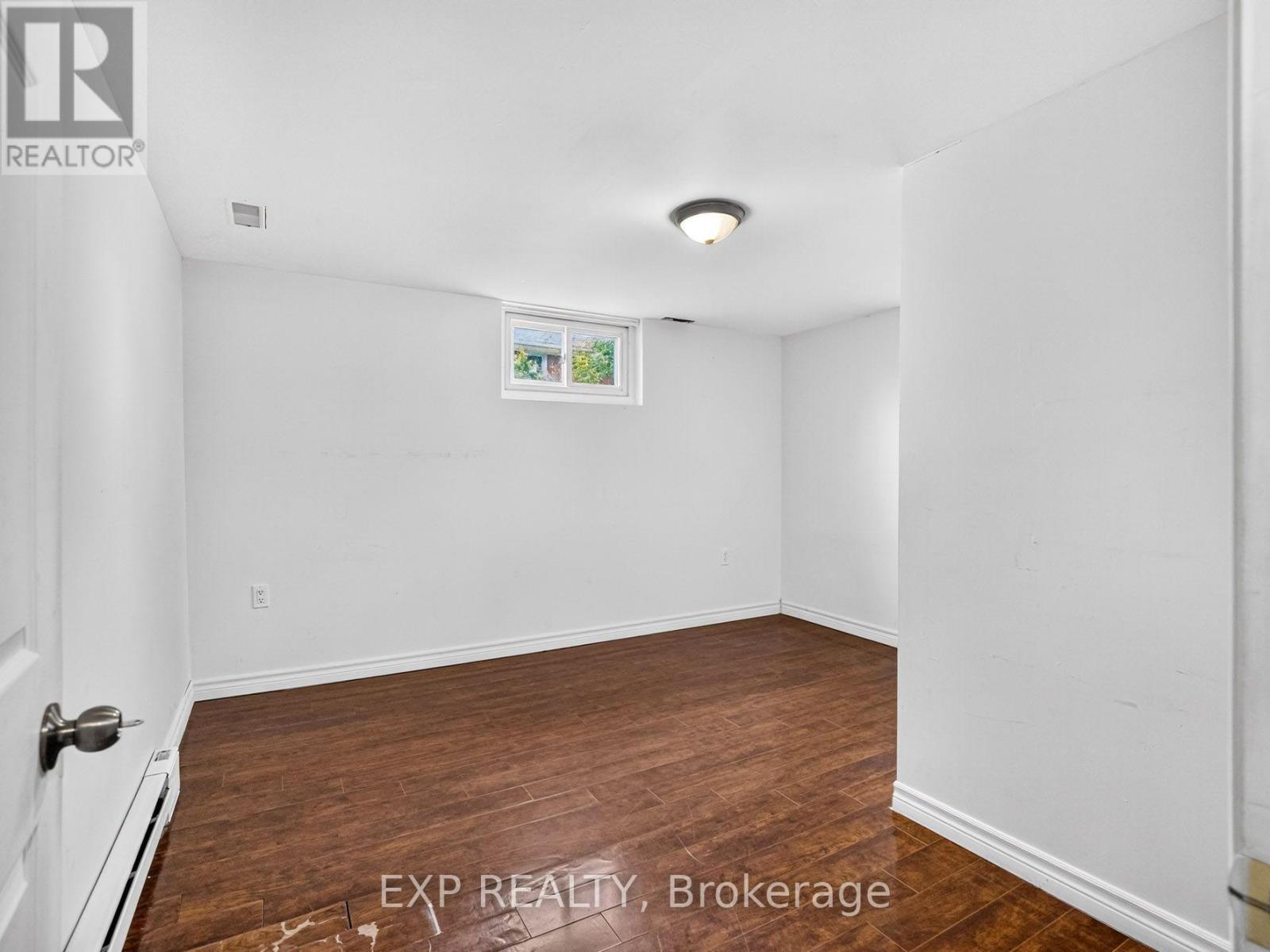 151 WELLINGTON STREET - 18