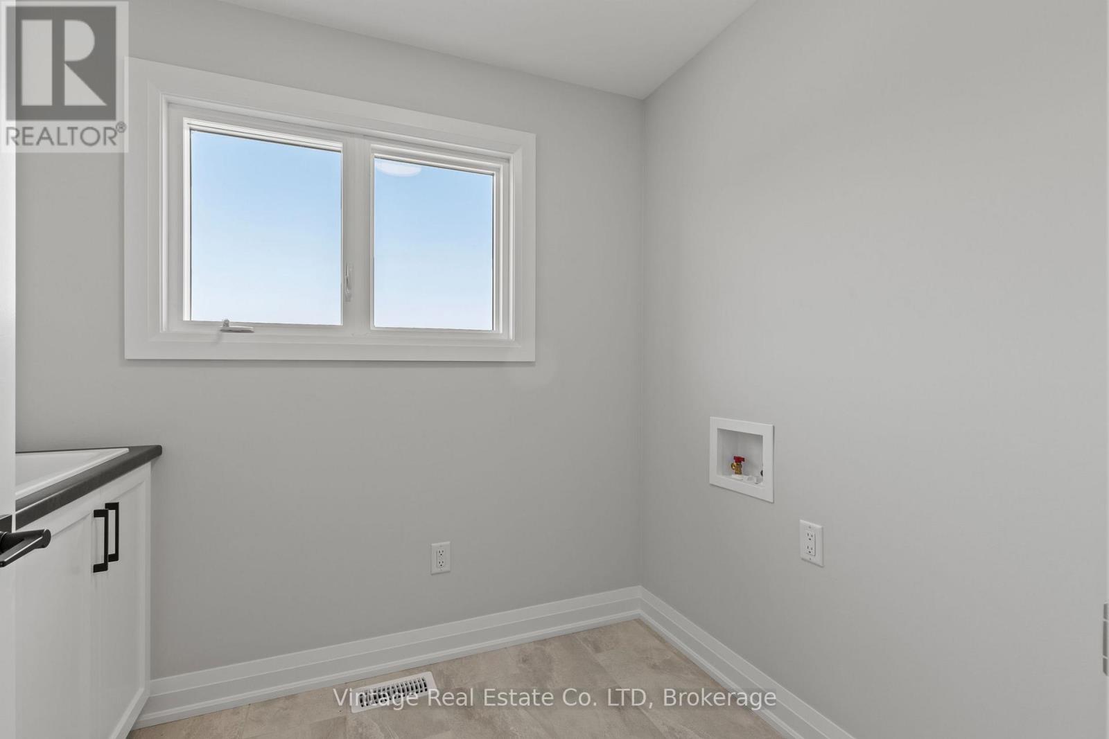 7455 MAJESTIC TRAIL - 23