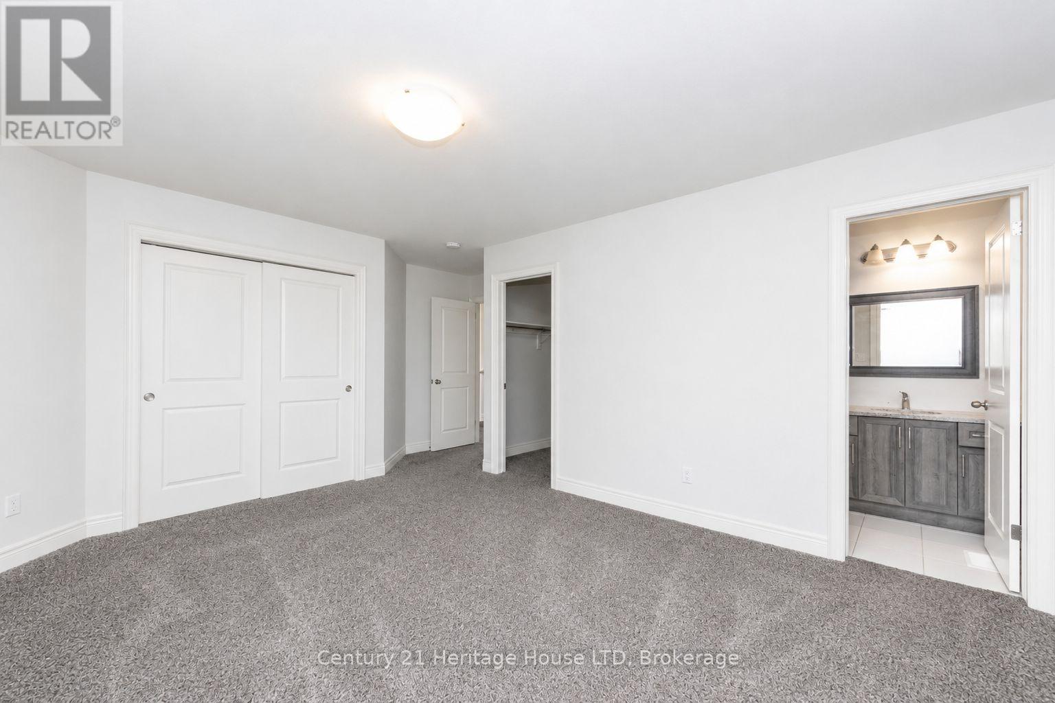 892 BURWELL STREET - 14