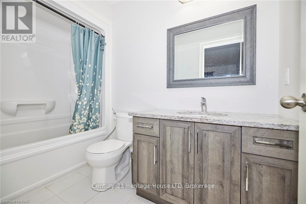 892 BURWELL STREET - 16
