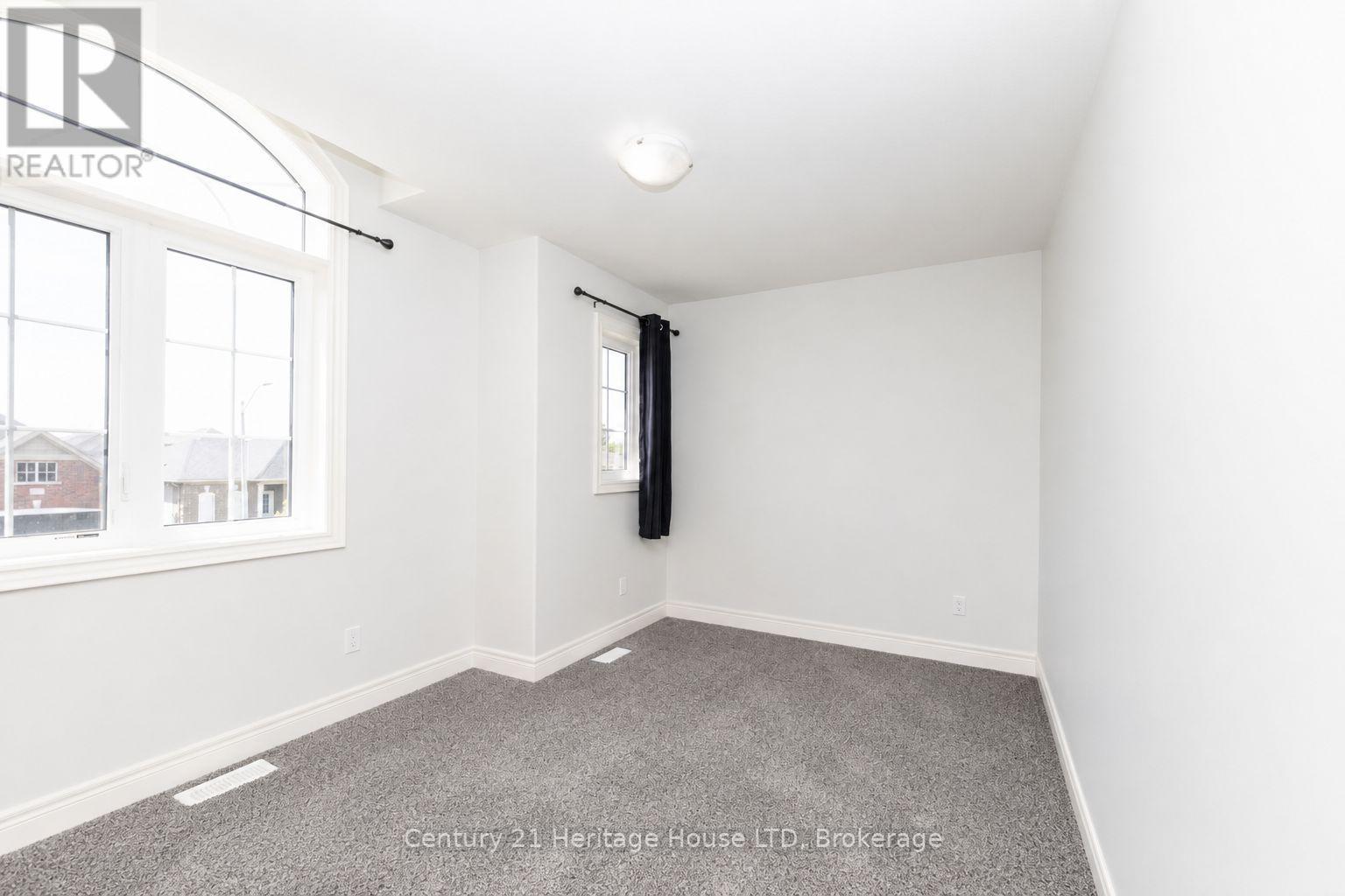 892 BURWELL STREET - 21