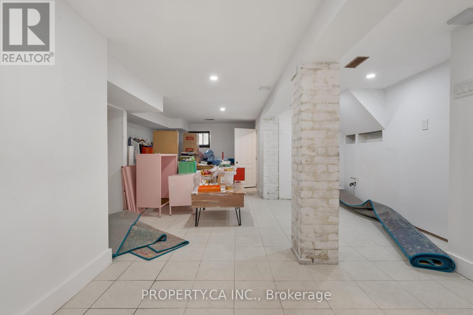 108 ALBERTUS AVENUE - 18