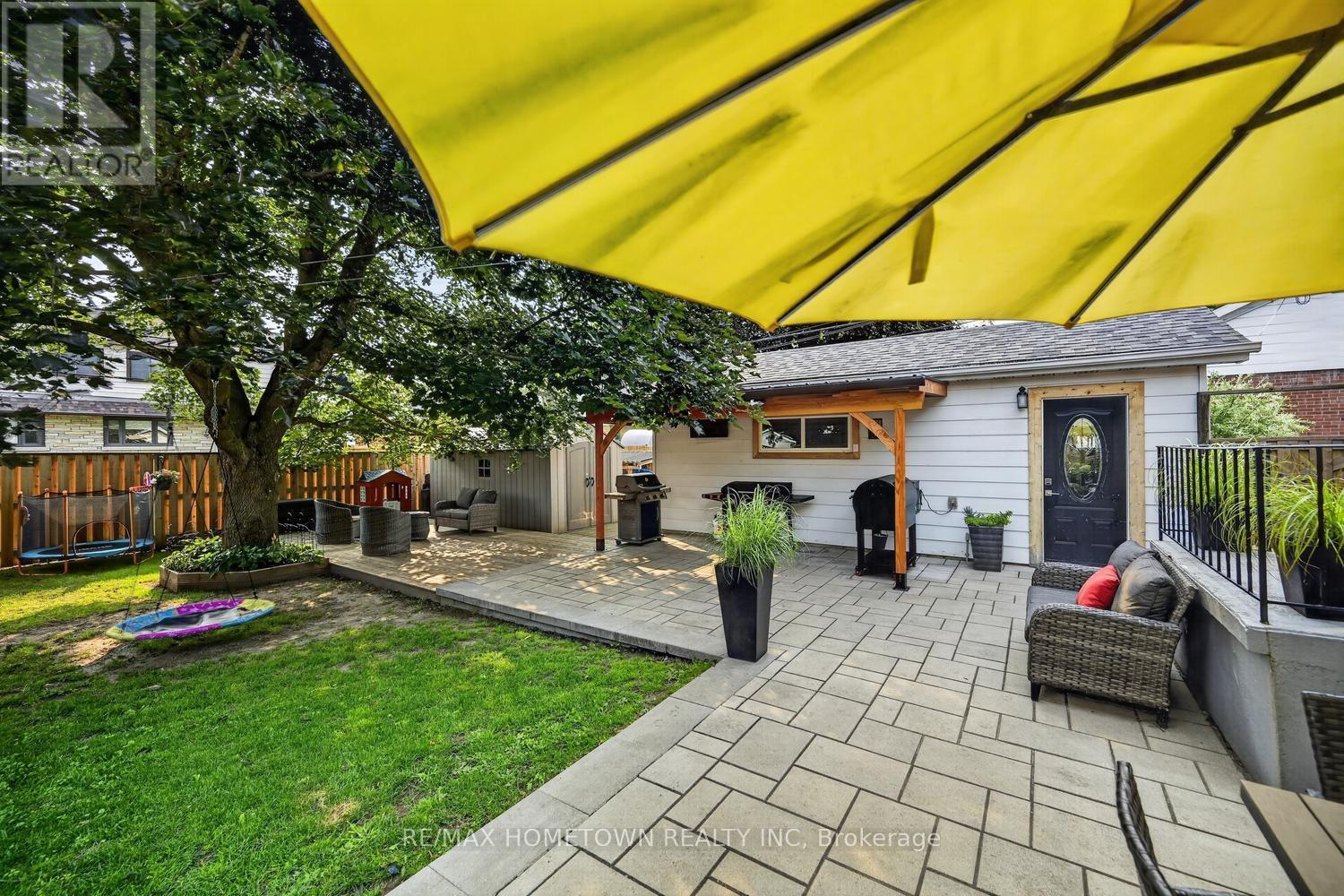 749 DUKE STREET - Image 34