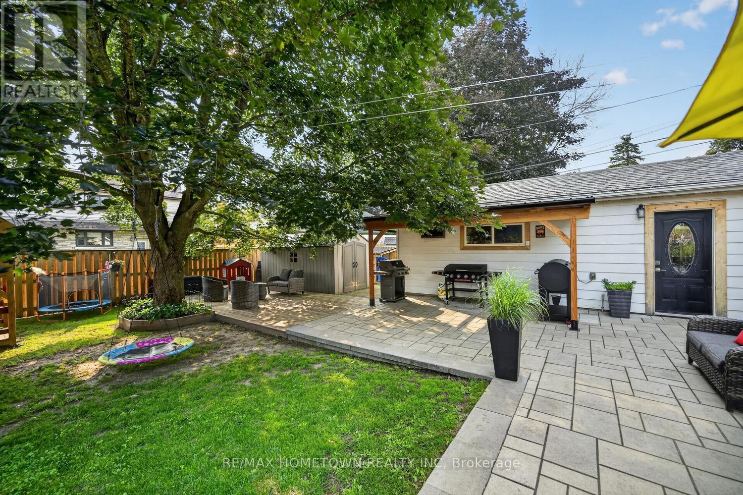 749 DUKE STREET - Image 35