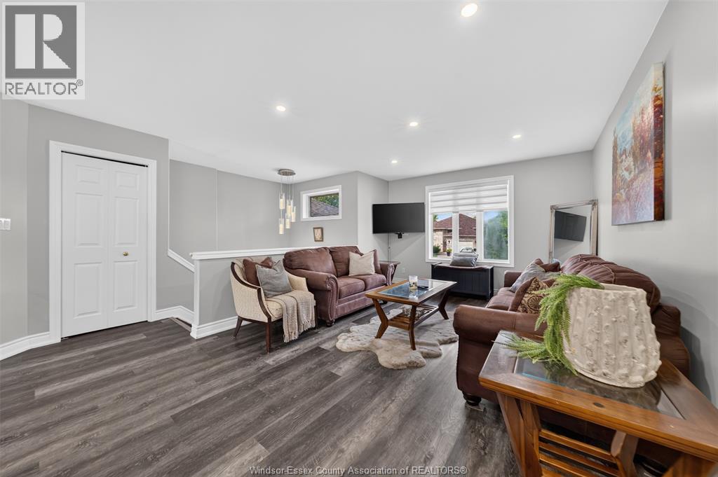 2418 DUNESHILL AVENUE - 17