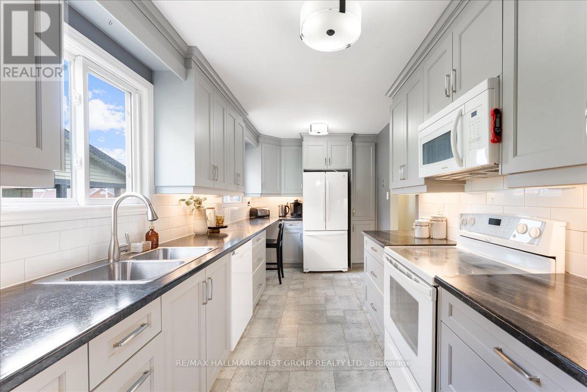 100 MARTIN ROAD - Image 16