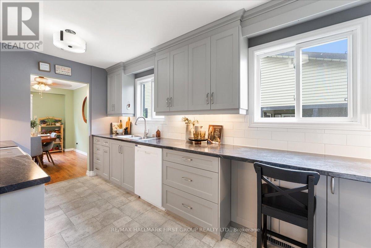 100 MARTIN ROAD - Image 21