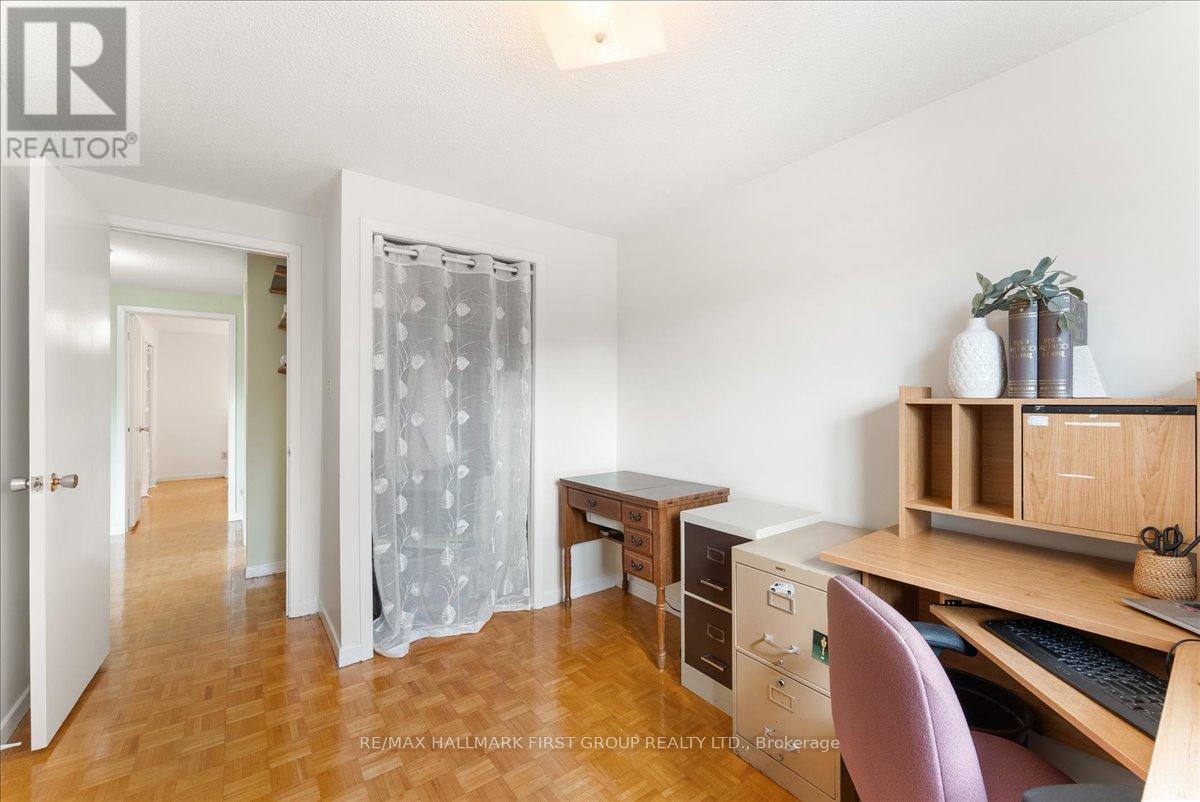 100 MARTIN ROAD - Image 30