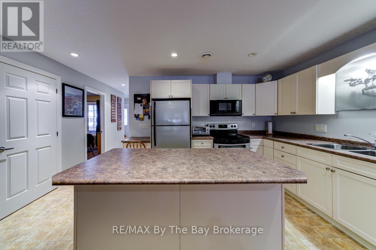 65 MEADOW LANE - 11