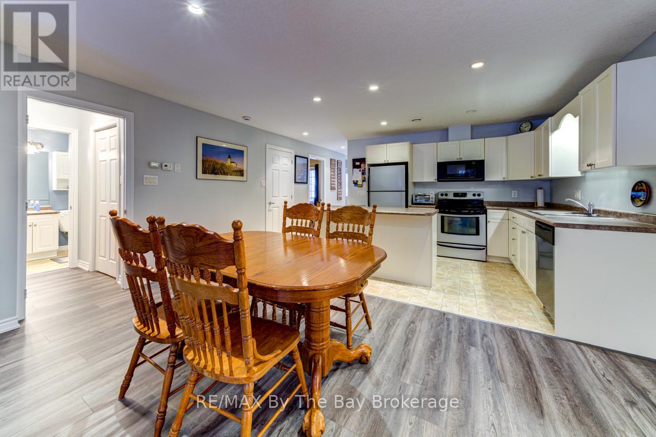 65 MEADOW LANE - 20