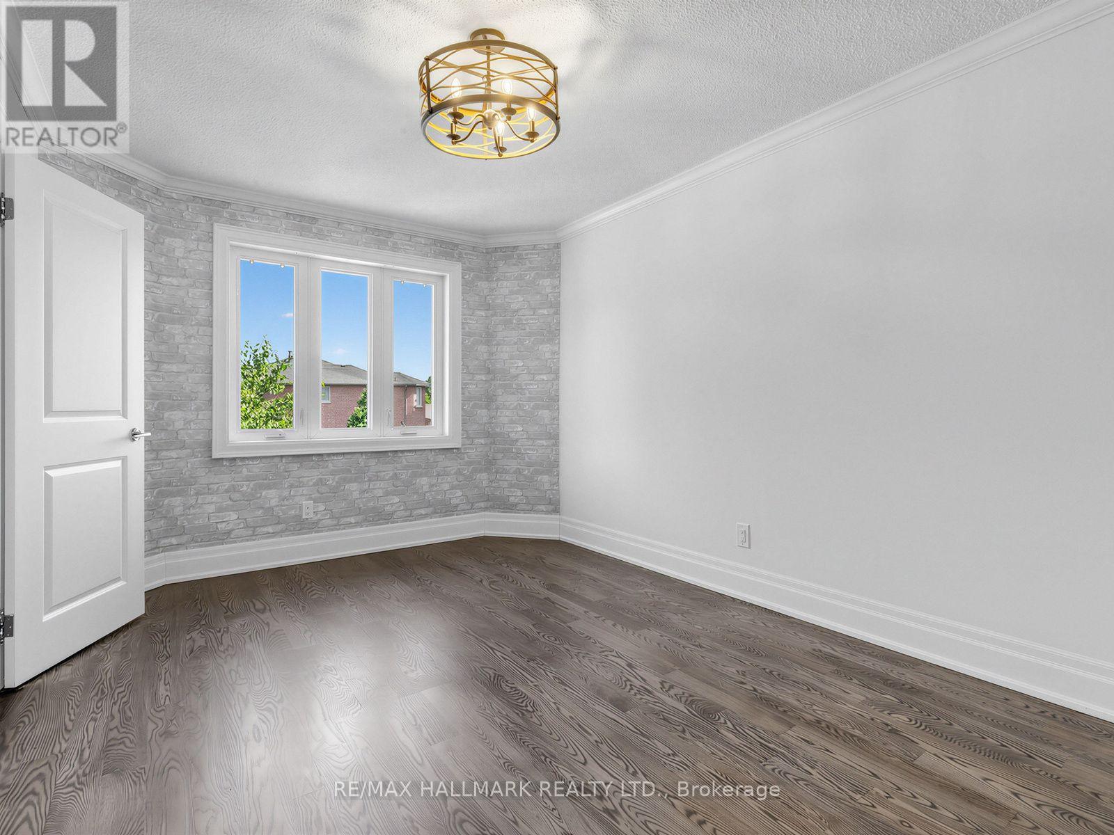 287 ANDY CRESCENT - 31
