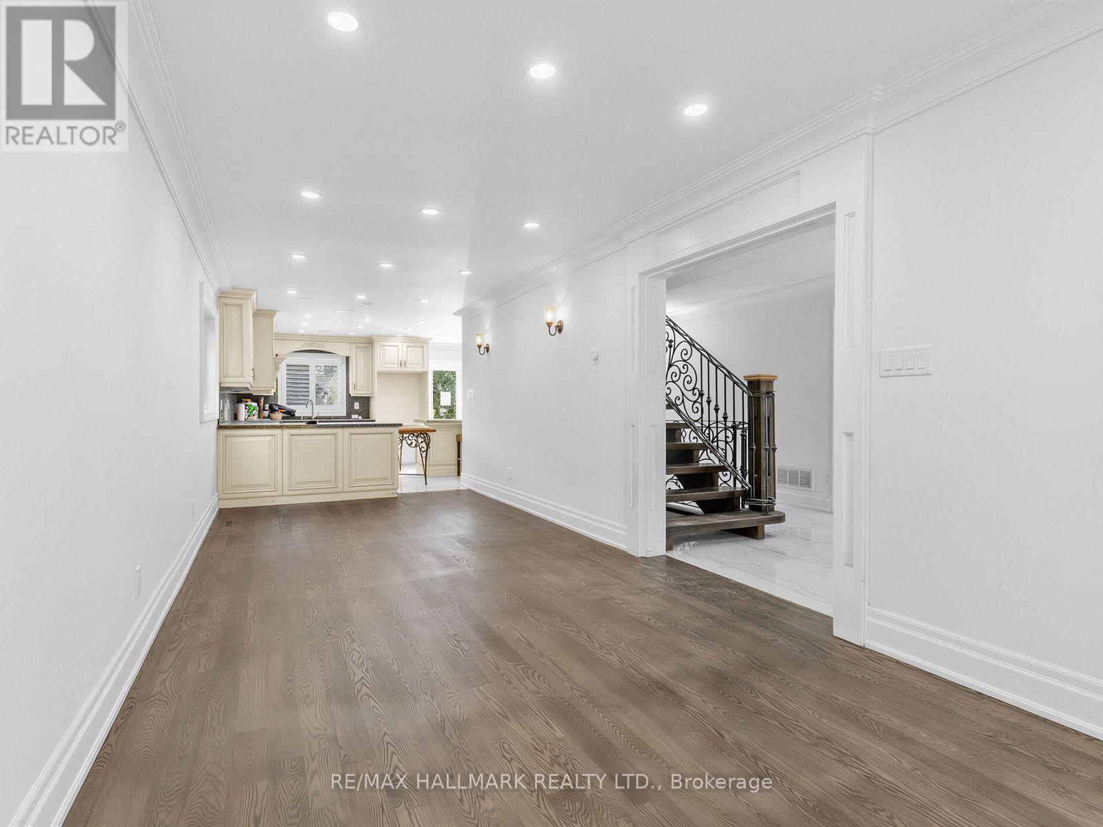 287 ANDY CRESCENT - 9