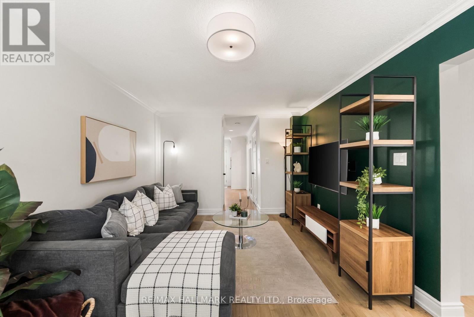 71 BISHOP CRESCENT - Image 16