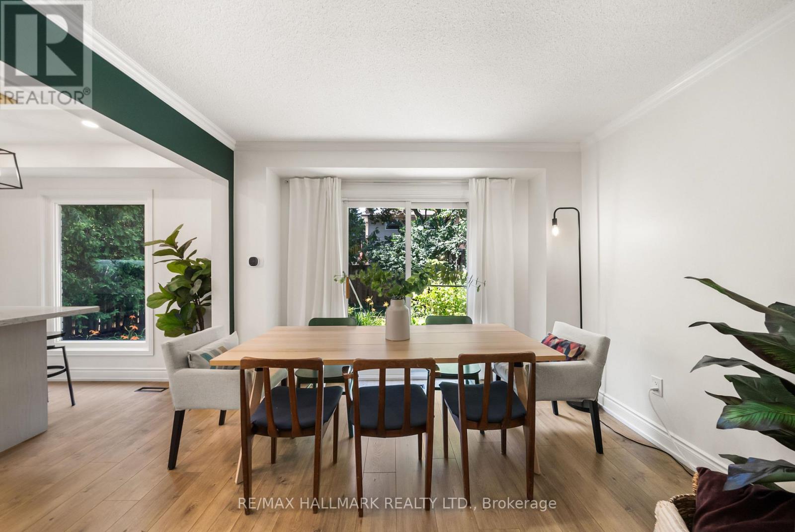 71 BISHOP CRESCENT - Image 18