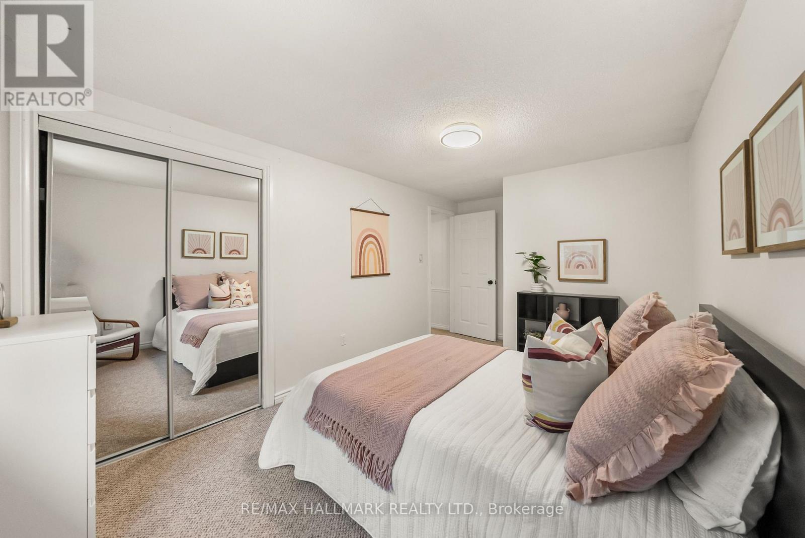 71 BISHOP CRESCENT - Image 31