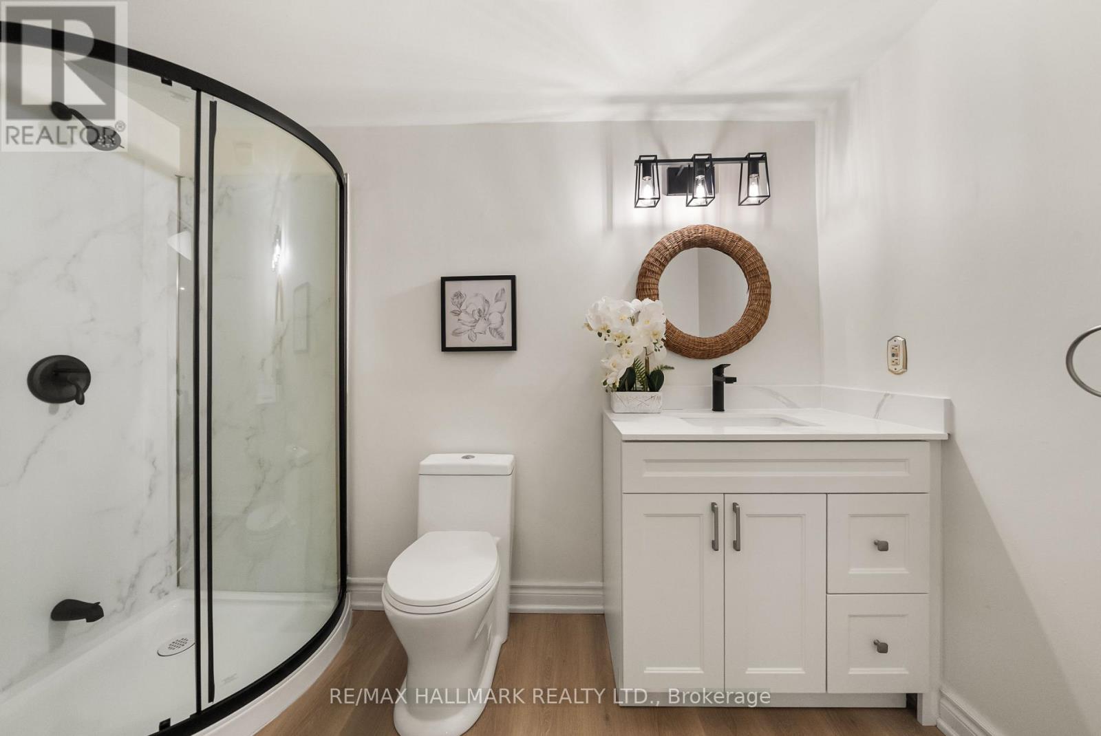 71 BISHOP CRESCENT - Image 38