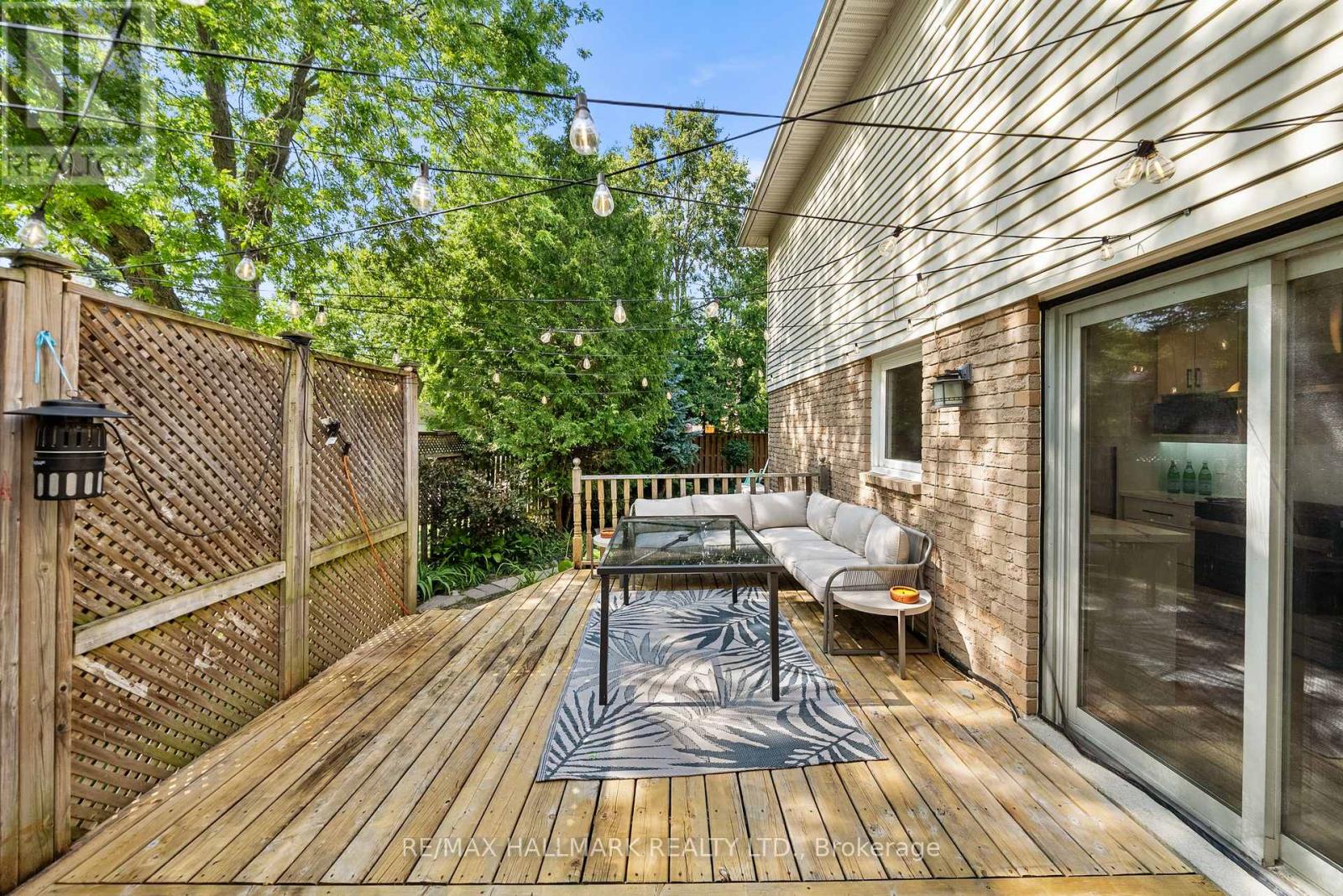 71 BISHOP CRESCENT - Image 45