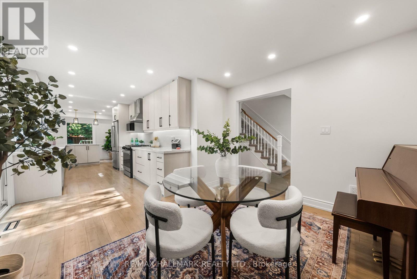71 BISHOP CRESCENT - Image 6