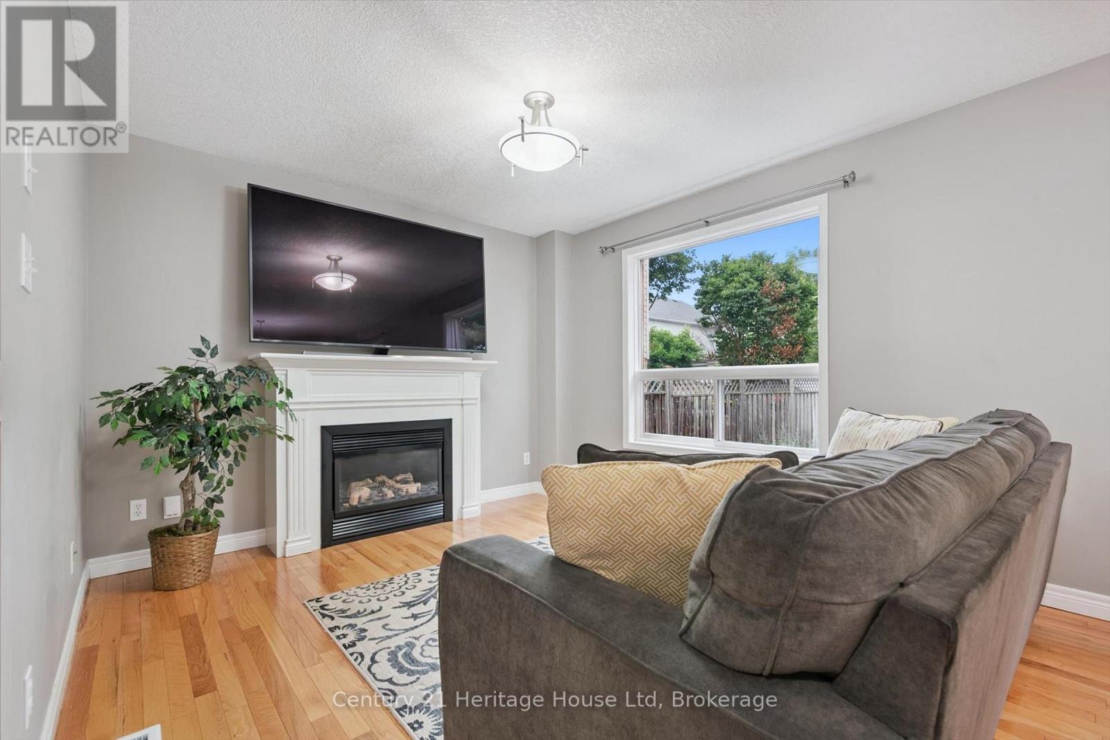 94 MILSON CRESCENT - Image 16