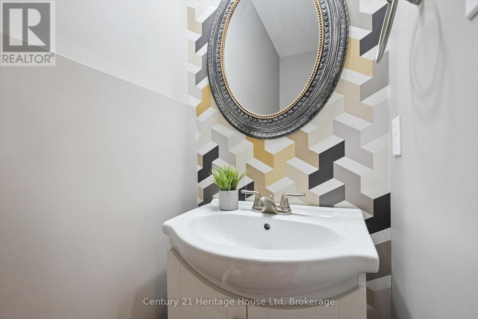94 MILSON CRESCENT - Image 30