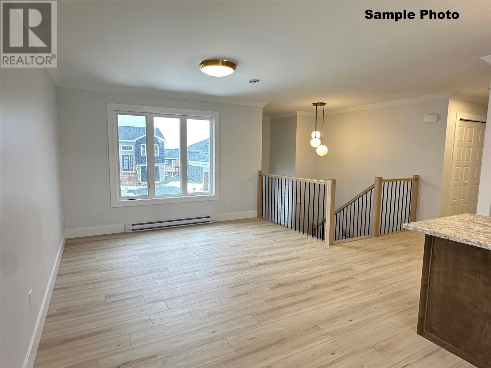 2 Knightsbridge Place - 4
