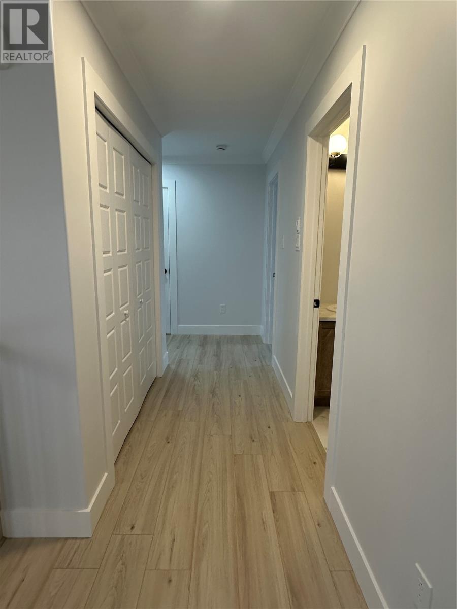 2 Knightsbridge Place - 10