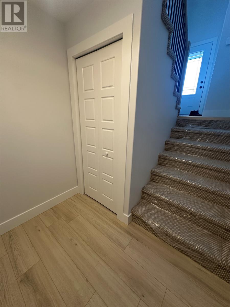 2 Knightsbridge Place - 16